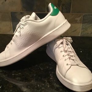Men’s Adidas white leather sneaker